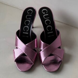 NEW Authentic GUCCI Women's Metallic Pink Heels SIZE 40